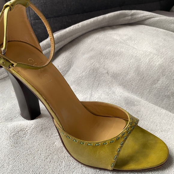 GUCCI shoes in size 38 - Picture 1 of 7